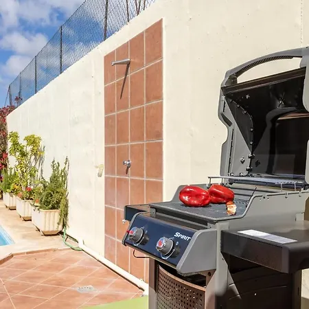 Casa Melocoton - Private Pool - Ocean View - Bbq - Garden - Terrace - Free Wifi - Child & Pet-friendly - 4 Bedrooms - 8 People *