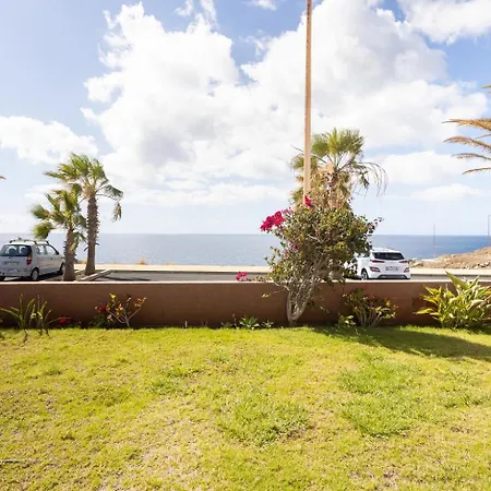 Casa Melocoton - Private Pool - Ocean View - Bbq - Garden - Terrace - Free Wifi - Child & Pet-friendly - 4 Bedrooms - 8 People بيت للعطل