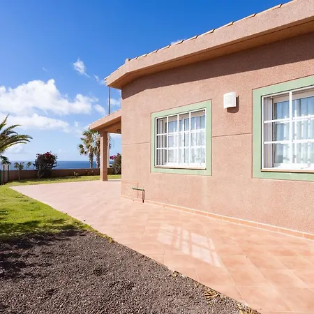 Ferienhaus Casa Melocoton - Private Pool - Ocean View - Bbq - Garden - Terrace - Free Wifi - Child & Pet-friendly - 4 Bedrooms - 8 People *