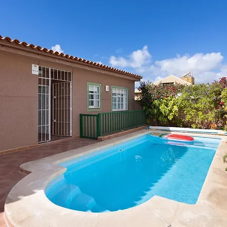 Dom wakacyjny Casa Melocoton - Private Pool - Ocean View - Bbq - Garden - Terrace - Free Wifi - Child & Pet-friendly - 4 Bedrooms - 8 People La Listada