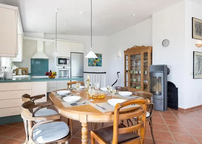 Ferienhaus Casa Melocoton - Private Pool - Ocean View - Bbq - Garden - Terrace - Free Wifi - Child & Pet-friendly - 4 Bedrooms - 8 People *