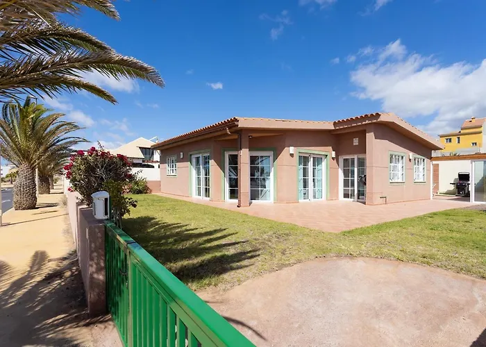 Casa Melocoton - Private Pool - Ocean View - Bbq - Garden - Terrace - Free Wifi - Child & Pet-friendly - 4 Bedrooms - 8 People